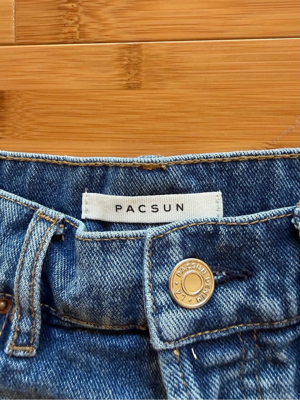 PacSun High Rise Icon Denim Shorts — Size 24 - Picture 2 of 9